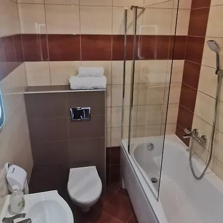 Hotel U George'a